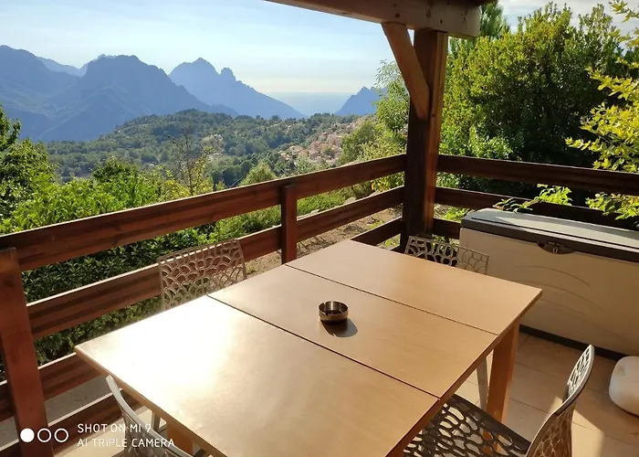 Chalets De Cemma